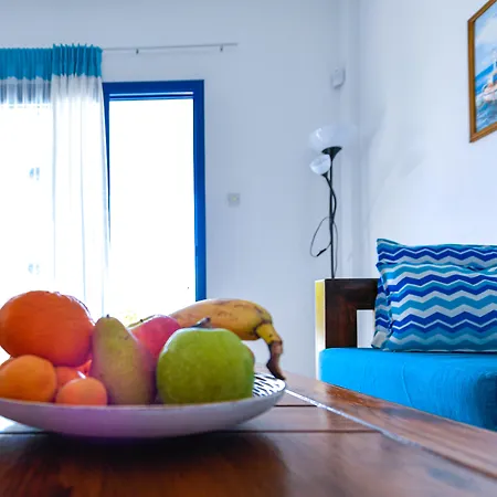 Sanders Azzurro * Paphos