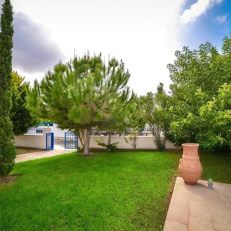 Sanders Azzurro Villa *